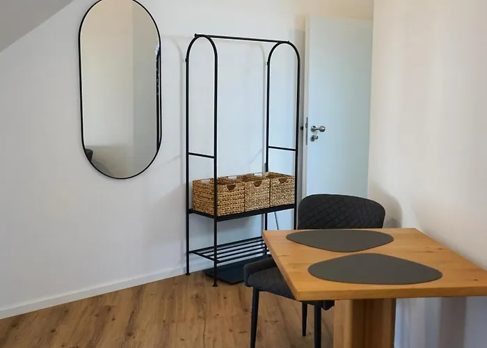 Hain Estate דירה *